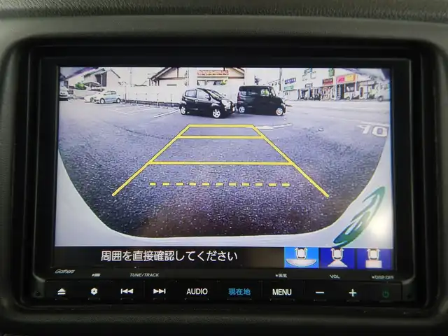 ホンダ ヴェゼル ハイブリッド Z ホンダセンシング 静岡県 2020(令2)年 7.1万km プラチナホワイトパール ワンオーナー/衝突軽減ブレーキ/車線逸脱警報/ルーフレール/純正メモリナビ/・VXM-205VFEi/・フルセグ/・DVD再生/・CD再生/・Bluetooth接続/バックカメラ/LEAFTEC製ドライブレコーダー/・KDR-L30/・車内録画機能付き/アダプティブクルーズコントロール/・車線維持システム付き/ETC/ハーフレザーシート/前席シートヒーター/本革巻きステアリング/パドルシフト/ISOFIX/オートワイパー/オートライト/フォグライト/オールオートウィンドウ/ウインカーミラー/電動格納ミラー/純正フロアマット/純正フットライト/ドアバイザー/プッシュスタート/スマートキー×2/取扱説明書/新車保証書