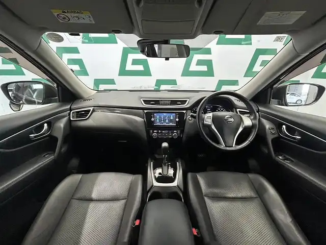 日産 エクストレイル 20X エマージェンシーブレーキ 鹿児島県 2015(平27)年 6.4万km ダイヤモンドブラック 純正7インチSDナビ【MC315D-W】/（フルセグTV/CD/DVD/FM/AM/SD/BT）/TVキャンセラー/バックカメラ/アイドリングストップ/革巻きステアリング/ステアリングリモコン/前席シートヒーター/前後コーナーセンサー/オートライト/純正フロアマット/純正ドアバイザー/ETC