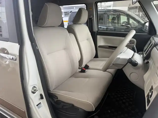 ダイハツ ムーヴ キャンバス X メイクアップ リミテッド SAⅢ 愛知県 2019(平31)年 2.8万km パールホワイトⅢ/ナチュラルベージュマイカメタリック 2トーン /禁煙車//Relax　style//ウッド調デカールパック//ピンストライプ/サイドストライプ/リアバンパーストライプ//フューエルリッドガーニッシュ//社外ナビ//フルセグ/Bluetooth/CD/DVD/SD/MSV/ラジオ//パノラマモニター//両側パワースライドドア//スマートアシストIII//衝突回避支援ブレーキ機能//衝突警報機能//前方後方誤発進抑制制御機能//車線逸脱警報機能//先行車発進お知らせ機能//オートハイビーム//オートヘッドライト//ヘッドライトレベライザー//フォグランプ//プッシュスタート//スペアスマートキー//オートリトラクタブルミラー//VSC＆TRC//ヒルホールドシステム//アイドリングストップ//革巻きステアリング//ステアリモコン//チルトハンドル//フロアマット//後席置きラクボックス//スーパーUV＆IRカットガラス//保証書//取扱説明書//ナビ取扱説明書//点検整備記録簿R2.3.4