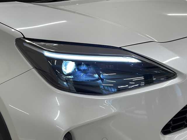 トヨタ ヤリスクロス ハイブリッド GRスポーツ 熊本県 2024(令6)年 1.1万km ブラックマイカ/プラチナホワイトパールマイカ 純正ディスプレイオーディオ/（ナビ、BT、USB、HDMI、ラジオ、フルセグ）/ETC/アラウンドビューモニター/レーダークルーズコントロール/ステアリングリモコン/オートハイビーム/・オートライト/・LEDヘッドライト/レーンキープアシスト/横滑り防止/ハーフレザーシート/スマートキー/プッシュスタート