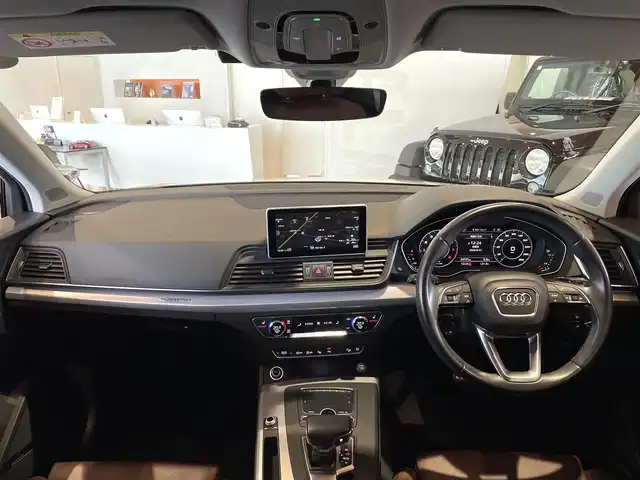アウディ Ｑ５ 2.0TFSIクワトロ スポーツ エアサス 道央・札幌 2018(平30)年 6.5万km グレイシアホワイトメタリック グレイシアホワイトメタリック/ラグジュアリーパッケージ/　・パーシャルレザー/　・アダプティブエアサスペンション/　・アンビエントライティング/Bang＆Olufsen3Dアドバンストサウンド/マトリクスLEDヘッドライト/アシスタンスパッケージ/　・バーチャルコックピット/　・アウディサイドアシスト/　・アウディプレセンスリヤ/純正メモリナビ/フルセグテレビ/DVD/SD/USB/BT/360°カメラ/シートヒーター/オートマチックテールゲート