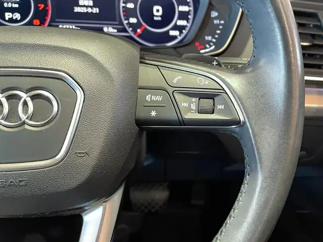 アウディ Ｑ５ 2.0TFSIクワトロ スポーツ エアサス 道央・札幌 2018(平30)年 6.5万km グレイシアホワイトメタリック グレイシアホワイトメタリック/ラグジュアリーパッケージ/　・パーシャルレザー/　・アダプティブエアサスペンション/　・アンビエントライティング/Bang＆Olufsen3Dアドバンストサウンド/マトリクスLEDヘッドライト/アシスタンスパッケージ/　・バーチャルコックピット/　・アウディサイドアシスト/　・アウディプレセンスリヤ/純正メモリナビ/フルセグテレビ/DVD/SD/USB/BT/360°カメラ/シートヒーター/オートマチックテールゲート
