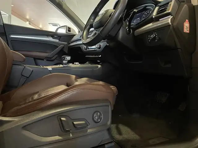 アウディ Ｑ５ 2.0TFSIクワトロ スポーツ エアサス 道央・札幌 2018(平30)年 6.5万km グレイシアホワイトメタリック グレイシアホワイトメタリック/ラグジュアリーパッケージ/　・パーシャルレザー/　・アダプティブエアサスペンション/　・アンビエントライティング/Bang＆Olufsen3Dアドバンストサウンド/マトリクスLEDヘッドライト/アシスタンスパッケージ/　・バーチャルコックピット/　・アウディサイドアシスト/　・アウディプレセンスリヤ/純正メモリナビ/フルセグテレビ/DVD/SD/USB/BT/360°カメラ/シートヒーター/オートマチックテールゲート