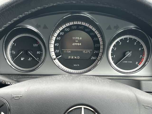 メルセデス・ベンツ Ｃ２００ コンプレッサー SWエレガンス 千葉県 2009(平21)年 7万km オブシディアンブラック 純正ナビ/バックカメラ/クルーズコントロール/ハーフレザー/フルセグＴＶ/スマートキー/カーテンエアバッグ/キセノンライト/オートライト/フォグライト/ルーフレール/１７インチＡＷ/コーナーセンサー