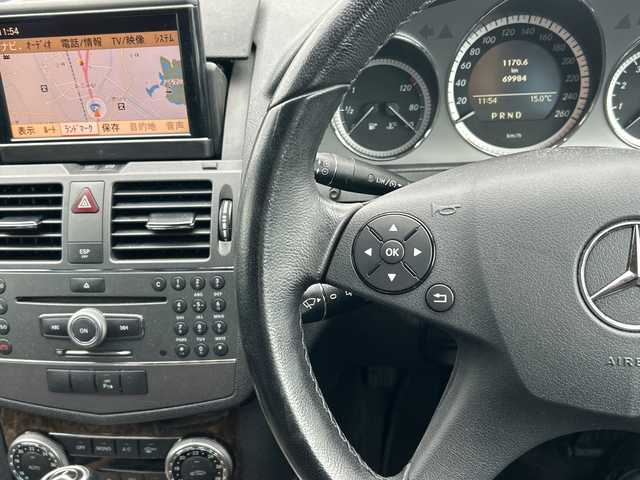 メルセデス・ベンツ Ｃ２００ コンプレッサー SWエレガンス 千葉県 2009(平21)年 7万km オブシディアンブラック 純正ナビ/バックカメラ/クルーズコントロール/ハーフレザー/フルセグＴＶ/スマートキー/カーテンエアバッグ/キセノンライト/オートライト/フォグライト/ルーフレール/１７インチＡＷ/コーナーセンサー