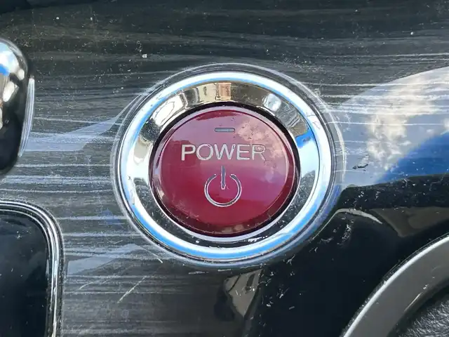 ホンダ オデッセイ ハイブリッド アブソルートセンシングEXパック 愛知県 2016(平28)年 10.5万km ホワイトオーキッドパール 純正8インチディーラーオプションナビ(FM/AM/CD/DVD/USB/BT/iPod/HDMI/フルセグ)/フリップダウンモニター/ホンダセンシング/衝突軽減ブレーキ/路外逸脱抑制機能/アダクティブクルーズコントロール/車両接近通報装置/ブラインドスポットモニター/クリアランスソナー・コーナーセンサー/バックカメラ/ハーフレザー/パワーシート/両側パワースライドドア/ドライブレコーダー/HIDヘッドライト/電動格納ミラー/社外AW18インチ/純正フロアマット/ETC/プッシュスタート/スマートキー・スペアキー１本/ABS/取扱説明書・保証書