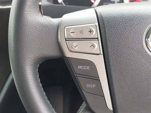 トヨタ ヴェルファイア 2．4Z ゴールデンアイズⅡ 東京都 2014(平26)年 7.6万km ホワイトパールクリスタルシャイン 純正ナビ/フルセグTV/バックカメラ/ETC/100V電源/nanoe/プッシュスタート/MTモード付きAT/クルーズコントロール/コーナーセンサー/両側パワースライドドア/パワーバックドア/ハーフレザーシート/オットマン/HIDヘッドライト/オートライト/ドアバイザー/18インチ純正アルミホイール/スマートキー