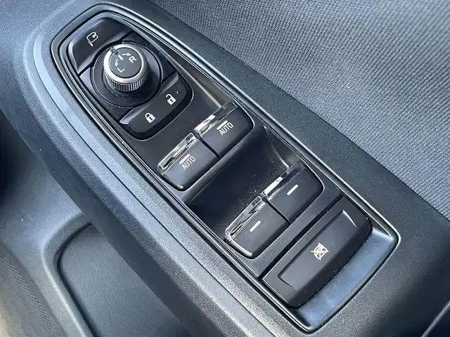 スバル インプレッサ スポーツ 2．0i－S アイサイト 島根県 2018(平30)年 5.8万km ダークブルーパール 登録時走行距離57724km/取扱説明書【車両/ナビ】/保証書/純正8インチSDナビ【CD/DVD/Bluetooth】/フルセグテレビ/バックカメラ/衝突軽減ブレーキ/レーンキープアシススト/レーダークルーズコントロール/パドルシフト/前席パワーシート/プッシュスタート/スマートキー(スペアスマート×1)/LEDヘッドライト/オートライト/フォグランプ/ETC/純正18インチアルミ/禁煙車