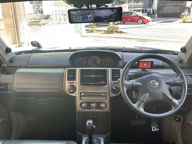 日産 エクストレイル Stt 高知県 2005(平17)年 12万km スレートブルーカーキ ホワイトレタータイヤ/MKWアルミ/SD7型ナビ　MDV-M906HD/（iPod/USB/SD/DISC/BT/ラジオ/フルセグ）/ルーフキャリア/デジタルインナーミラー/ETC/フロアマット/社外ドライブレコーダー/デジタルインナーミラー/ドアバイザー/電動格納ミラー/レザーシート/スマートキー