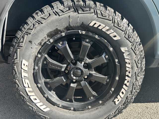 日産 エクストレイル Stt 高知県 2005(平17)年 12万km スレートブルーカーキ ホワイトレタータイヤ/MKWアルミ/SD7型ナビ　MDV-M906HD/（iPod/USB/SD/DISC/BT/ラジオ/フルセグ）/ルーフキャリア/デジタルインナーミラー/ETC/フロアマット/社外ドライブレコーダー/デジタルインナーミラー/ドアバイザー/電動格納ミラー/レザーシート/スマートキー