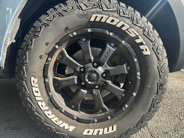 日産 エクストレイル Stt 高知県 2005(平17)年 12万km スレートブルーカーキ ホワイトレタータイヤ/MKWアルミ/SD7型ナビ　MDV-M906HD/（iPod/USB/SD/DISC/BT/ラジオ/フルセグ）/ルーフキャリア/デジタルインナーミラー/ETC/フロアマット/社外ドライブレコーダー/デジタルインナーミラー/ドアバイザー/電動格納ミラー/レザーシート/スマートキー