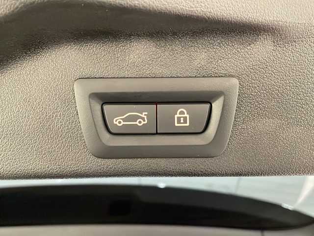 ＢＭＷ Ｘ５ M50i 新潟県 2021(令3)年 2.9万km アルピンホワイトⅢ コンフォートパッケージ/・コンフォート・シート/・マッサージ機能/・フロント・アクティブ・ベンチレーション・シート/22インチ M ライト・アロイ・ホイール Vスポーク・スタイリング/イージークローズ/ BMWライブ・コックピット/HDDナビゲーションシステム/・TV/BT/Apple CarPlay/ヘッドアップディスプレイ/ドライビング・アシスト/・アクティブ・クルーズ・コントロール/・トラフィック・サイン・アシスト/・レーン・ディパーチャー・ウォーニング/・レーン・チェンジ・ウォーニング/・DHC/ASC/DTC/CBC/DBC/ABS/HDC/パーキングアシストプラス/・パーク・ディスタンス・コントロール/・パーキング・アシスト/・パノラマ・サイド・ビュー・カメラ/アンビエントライト/ワイヤレス・チャージング/4ゾーン・オートマチック・エア・コンディショナー/パワーシート/シートヒーター/ETC2.0/ドライブレコーダー