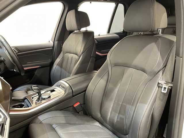 ＢＭＷ Ｘ５ M50i 新潟県 2021(令3)年 2.9万km アルピンホワイトⅢ コンフォートパッケージ/・コンフォート・シート/・マッサージ機能/・フロント・アクティブ・ベンチレーション・シート/22インチ M ライト・アロイ・ホイール Vスポーク・スタイリング/イージークローズ/ BMWライブ・コックピット/HDDナビゲーションシステム/・TV/BT/Apple CarPlay/ヘッドアップディスプレイ/ドライビング・アシスト/・アクティブ・クルーズ・コントロール/・トラフィック・サイン・アシスト/・レーン・ディパーチャー・ウォーニング/・レーン・チェンジ・ウォーニング/・DHC/ASC/DTC/CBC/DBC/ABS/HDC/パーキングアシストプラス/・パーク・ディスタンス・コントロール/・パーキング・アシスト/・パノラマ・サイド・ビュー・カメラ/アンビエントライト/ワイヤレス・チャージング/4ゾーン・オートマチック・エア・コンディショナー/パワーシート/シートヒーター/ETC2.0/ドライブレコーダー