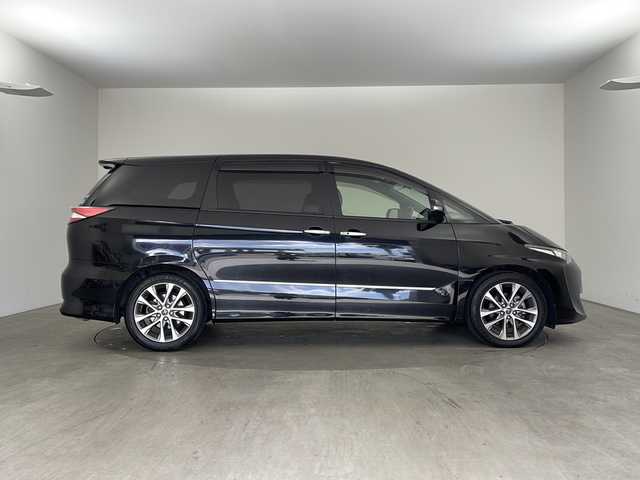 トヨタ エスティマ アエラス プレミアム 兵庫県 2016(平28)年 6.1万km ブラック ・純正9インチナビ/Bluetooth/CD/DVD/SD/TV/・バックカメラ/・トヨタセーフティセンス/・プリクラッシュセーフティ/・レーンディパーチャーアラート/・オートマチックハイビーム /・先行車発進告知機能/・車両接近通報装置/・緊急ブレーキシグナル/・クルーズコントロール/・MTモード付AT/・両側パワースライドドア/・ファブリック＋合成皮革シート/・純正フロアマット/・LEDヘッドライト/・純正アルミホイールタイヤ/・ビルトインETC/・電動格納ミラー/・スマートキー