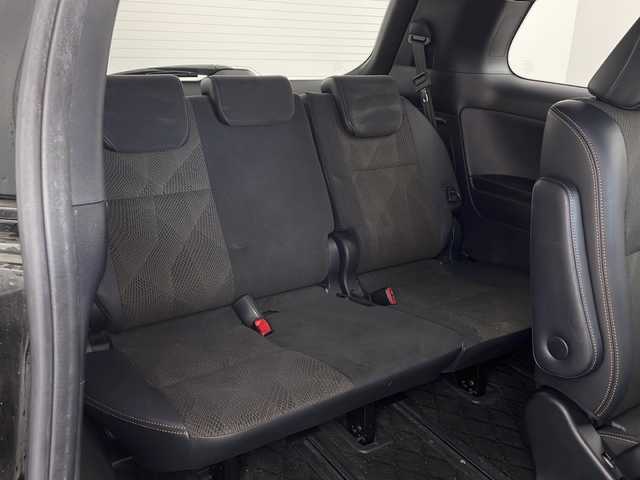 トヨタ エスティマ アエラス プレミアム 兵庫県 2016(平28)年 6.1万km ブラック ・純正9インチナビ/Bluetooth/CD/DVD/SD/TV/・バックカメラ/・トヨタセーフティセンス/・プリクラッシュセーフティ/・レーンディパーチャーアラート/・オートマチックハイビーム /・先行車発進告知機能/・車両接近通報装置/・緊急ブレーキシグナル/・クルーズコントロール/・MTモード付AT/・両側パワースライドドア/・ファブリック＋合成皮革シート/・純正フロアマット/・LEDヘッドライト/・純正アルミホイールタイヤ/・ビルトインETC/・電動格納ミラー/・スマートキー