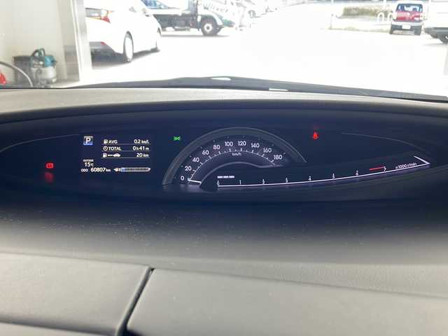 トヨタ エスティマ アエラス プレミアム 兵庫県 2016(平28)年 6.1万km ブラック ・純正9インチナビ/Bluetooth/CD/DVD/SD/TV/・バックカメラ/・トヨタセーフティセンス/・プリクラッシュセーフティ/・レーンディパーチャーアラート/・オートマチックハイビーム /・先行車発進告知機能/・車両接近通報装置/・緊急ブレーキシグナル/・クルーズコントロール/・MTモード付AT/・両側パワースライドドア/・ファブリック＋合成皮革シート/・純正フロアマット/・LEDヘッドライト/・純正アルミホイールタイヤ/・ビルトインETC/・電動格納ミラー/・スマートキー