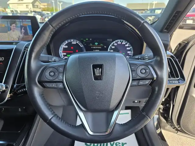 トヨタ クラウン ハイブリッド RS アドバンス 鹿児島県 2018(平30)年 4.6万km プレシャスブラックパール ムーンルーフ　/Ｗｅｄｓ製Ｋｒａｎｚｅアルミホイール（２０インチ）　/社外ミラー型レーダー　/パノラミックビューモニター　/トヨタセーフティセンス　/Ｄ＋Ｎ席シートヒーター　/Ｄ＋Ｎ席ベンチレーション/D+N席パワーシート/肩口パワースイッチ/ステアリングヒーター/前方ドライブレコーダー/前後コーナーセンサー/レーダークルーズコントロール/純正SDナビ/Bluetoothオーディオ/フルセグテレビ/バックカメラ/ビルトインETC2.0/横滑り防止機能/レーンキープアシスト/プッシュスタート/スマートキー/エアバッグ(ｗ＋サイド)/カーテンエアバッグ