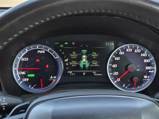 トヨタ クラウン ハイブリッド RS アドバンス 鹿児島県 2018(平30)年 4.6万km プレシャスブラックパール ムーンルーフ　/Ｗｅｄｓ製Ｋｒａｎｚｅアルミホイール（２０インチ）　/社外ミラー型レーダー　/パノラミックビューモニター　/トヨタセーフティセンス　/Ｄ＋Ｎ席シートヒーター　/Ｄ＋Ｎ席ベンチレーション/D+N席パワーシート/肩口パワースイッチ/ステアリングヒーター/前方ドライブレコーダー/前後コーナーセンサー/レーダークルーズコントロール/純正SDナビ/Bluetoothオーディオ/フルセグテレビ/バックカメラ/ビルトインETC2.0/横滑り防止機能/レーンキープアシスト/プッシュスタート/スマートキー/エアバッグ(ｗ＋サイド)/カーテンエアバッグ