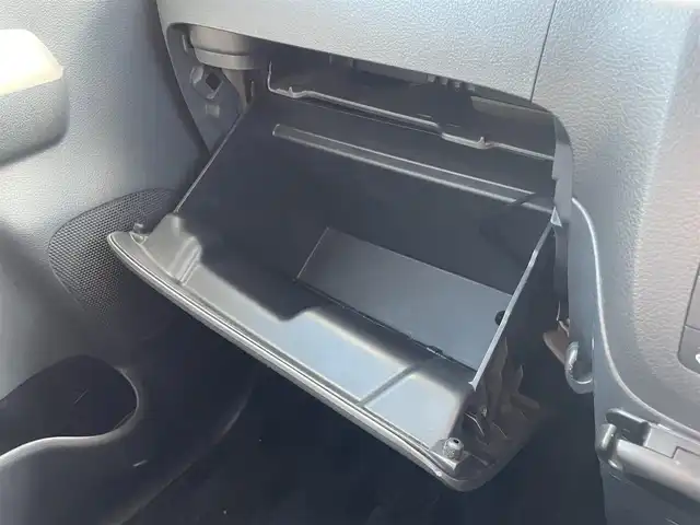 スズキ スペーシア Jスタイル 山形県 2015(平27)年 9.2万km パールホワイト (株)IDOMが運営する【じしゃロン山形店】の自社ローン対象車両になります。こちらは現金ご利用時の価格です。自社ローンご希望の方は別途その旨お申付け下さい。/4WD/両側パワースライドドア/ETC/前後ドライブレコーダー/D席シートヒーター/社外ナビ/（CD/DVD/TV/BT）/アイドリングストップ/電動格納ミラー/スマートキー/プッシュスタート