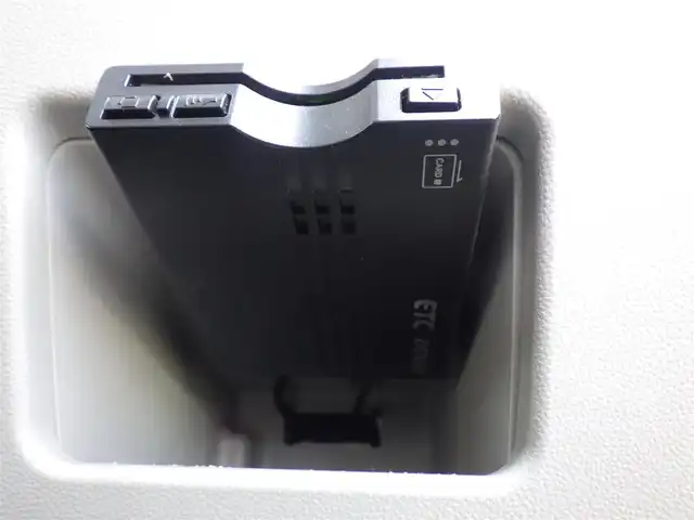 ダイハツ タント X ターボ SAⅢ 石川県 2017(平29)年 6.3万km プラムブラウンクリスタルマイカ スマートアシストIII/・衝突回避支援ブレーキ機能/・誤発進抑制機能(前方＋後方)/・車線逸脱警報機能/・ふらつき警報/・先行車発進お知らせ機能/・標識認識機能/(進入禁止、最高速度、一時停止)/ターボ/左パワースライドドア/純正メモリーナビ/地デジTV/【DVD/CD再生機能・Bluetooth接続】/ETC/ステアリングスイッチ/運転席シートヒーター/リアコーナーセンサー/キーフリーシステム