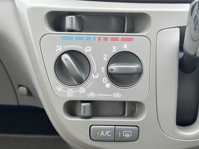 トヨタ ピクシスエポック Xf 鳥取県 2013(平25)年 5.3万km コットンアイボリー 4WD/社外ナビ/ワンセグ/DVD/CD/BT/USB/アイドリングストップ/電動格納ミラー/キーレスキー/ドアバイザー/フロアマット/スペアキーｘ１/スタットレスアルミセット積込