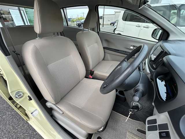 トヨタ ピクシスエポック Xf 鳥取県 2013(平25)年 5.3万km コットンアイボリー 4WD/社外ナビ/ワンセグ/DVD/CD/BT/USB/アイドリングストップ/電動格納ミラー/キーレスキー/ドアバイザー/フロアマット/スペアキーｘ１/スタットレスアルミセット積込