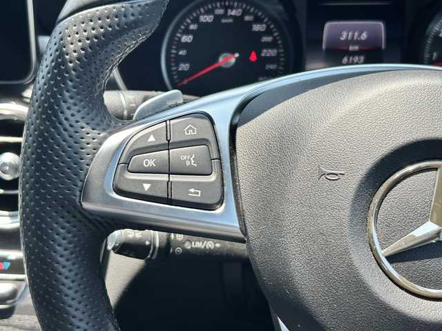 メルセデス・ベンツ Ｃ２５０ スポーツ 静岡県 2016(平28)年 0.7万km ポーラホワイト ユーザー買取車両/純正ナビ/　【CD/DVD/BT/地デジフルセグTV】/純正LEDヘッドライト/純正19インチAW/黒本革レザーシート/シートヒーター/アダクティブクルーズコントロール/アクティブレーンキーピングアシスト/アクティブブラインドスポットアシスト/AIRマティックサスペンション（エアサス）/ヘッドアップディスプレイ/ディストロニック・プラス/パドルシフト/バックカメラ/パワーシート/ETC2.0/Egプッシュスタート/スマートキー/USBポート/新車時保証書/取扱説明書/スペアキー×1