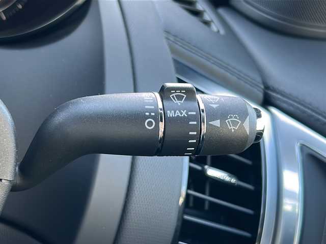ジャガー Ｆ-ＴＹＰＥ クーペ 岐阜県 2018(平30)年 1.5万km 青 純正10型ナビゲーション/Bluetooth/ＭＥＲＩＤＩＡＮサウンド/バックモニター/フロントモニター/パワーシート/ＥＴＣ/ドライブレコーダー/ハーフレザーシート/シートヒーター/ＨＩＤヘッドライト/スペアタイヤ/プッシュスタート/スマートキー/スペアキー/クリアランスソナー/取扱説明書/記録簿