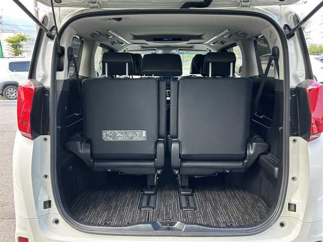 トヨタ アルファード S Cパッケージ 千葉県 2022(令4)年 3.5万km ホワイトパールクリスタルシャイン 純正ディスプレイオーディオ（Bluetooth/SD/フルセグテレビ）/DVDデッキ/純正フリップダウンモニター/ETC/サンルーフ/バックカメラ/前後ドライブレコーダー/両側電動スライドドア/シートヒーター/エアシート/ステアリングヒーター/オットマン/電動リアゲート/パワーシート/シートメモリー/純正フロアマット/純正18インチアルミホイール/追従型クルーズコントロール/ABS/横滑り防止装置/前後コーナーセンサー/レーンキープアシスト/盗難防止装置/衝突被害軽減システム/オートライト/オートマチックハイビーム/LEDヘッドライト
