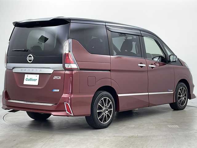 日産 セレナ ハイウェイスター 道央・札幌 2016(平28)年 4万km マルーンレッド 2トーン ・4WD/・寒冷地仕様/・純正ナビ&CD&DVD&SD&BT&USB&フルセグTV/・両側パワースライドドア/・両側ハンズフリーオートスライドドア/・純正11インチフリップダウンモニター/・アラウンドビューモニター/・クルーズコントロール/・インテリジェントエマージェンシーブレーキ/・コーナーセンサー/・社外前方ドライブレコーダー/・ビルトインETC/・ドアミラーヒーター/・ステアリングスイッチ/・純正フロアマット/・LEDヘッドライト/・LEDフォグランプ/・オートライト/・スマートキー