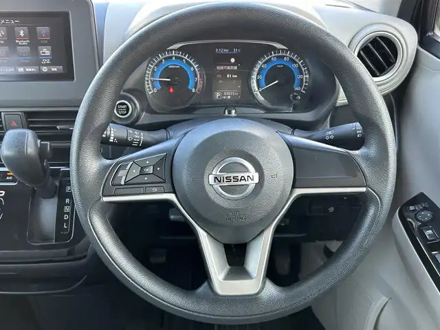 日産 デイズ X 島根県 2021(令3)年 6.3万km ブラック 登録時走行距離63015km/ワンオーナー/純正ディスプレイオーディオ/BT・FM・AM/エマージェンシーブレーキ/バックカメラ/アイドリングストップ/ETC/前方ドライブレコーダー/純正フロアマット/純正14インチアルミホイール/ハロゲンライト/AUTOライト/コーナーセンサー/ドアバイザー/ステアリングスイッチ/エンジンスタートボタン