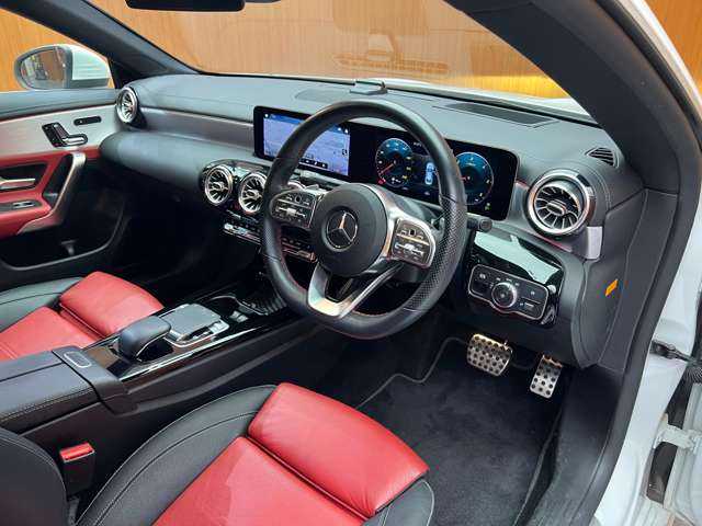 メルセデス・ベンツ ＣＬＡ２００ｄ AMGライン 千葉県 2020(令2)年 3.1万km デジタルホワイト パノラマＳＲ　/ＡＭＧレザーＥＸＣ　/アドバンスドＰＫＧ　/１オーナー　/純正ナビ　/３６０°カメラ　/ＡＣＣ　/シートヒーター　/パワーシート　/マルチビームＬＥＤヘッドライト　/ハイビームアシスト　/ドライブレコーダー