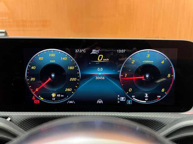 メルセデス・ベンツ ＣＬＡ２００ｄ AMGライン 千葉県 2020(令2)年 3.1万km デジタルホワイト パノラマＳＲ　/ＡＭＧレザーＥＸＣ　/アドバンスドＰＫＧ　/１オーナー　/純正ナビ　/３６０°カメラ　/ＡＣＣ　/シートヒーター　/パワーシート　/マルチビームＬＥＤヘッドライト　/ハイビームアシスト　/ドライブレコーダー