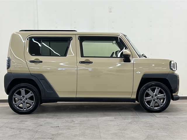 ダイハツ タフト G ターボ 道央・札幌 2021(令3)年 4.4万km サンドベージュメタリック /スカイルーフ//4WD//ターボ//ワンオーナー//純正SDナビ（NSZN-Y71DS）/（DVD・フルセグTV・Bluetooth・USB）//アラウンドビューモニター//スマートアシスト//衝突回避支援ブレーキ//衝突警報機能//ブレーキ制御付誤発進抑制機能//車線逸脱抑制制御機能//路側逸脱警報機能//先行車発進お知らせ機能//アダプティブドライビングビーム//アダプティブクルーズコントロール//ふらつき警報//標識認識機能//サイドビューランプ//レーンキープコントロール//コーナーセンサー//LEDヘッドライト//スマートキー//ドライブレコーダー//前席シートヒーター//横滑り防止機能//保証書//取扱説明書//スペアキー