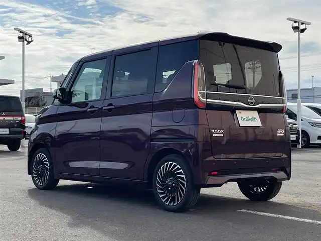 日産 ルークス HWS Gターボ アーバンクロム プロパイロットED 東京都 2024(令6)年 0.4万km ワインⅡ 純正ナビ(MM223D-L)/AM/FM/フルセグ/HDMI/BT/プロパイロット/両側電動パワースライドドア/デジタルインナーミラー/アラウンドビューカメラ/ACC/サーキュレーター/アイドリングストップ/後席テーブル/サンシェード/LEDヘッドライト/フォグランプ/後席USB/レザーシート