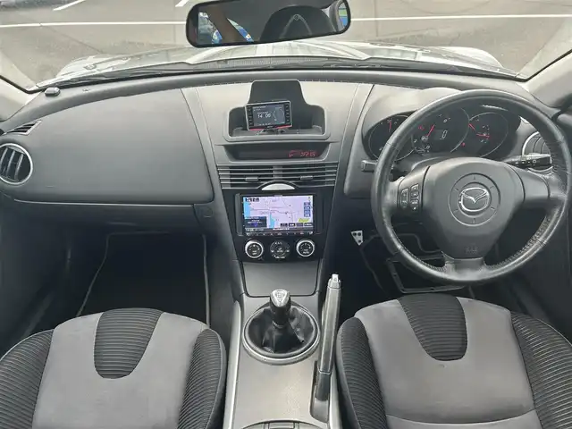 マツダ ＲＸ－８ 岡山県 2004(平16)年 8万km チタニウムグレイメタリックⅡ 登録時走行距離79825km/社外ナビ/ワンセグTV(AM.FM.CD.DVD.TV.BT)/BOSEサウンドシステム/ETC/17インチAW/純正フロアマット/イモビライザー/電動格納ミラー/レーダー探知機