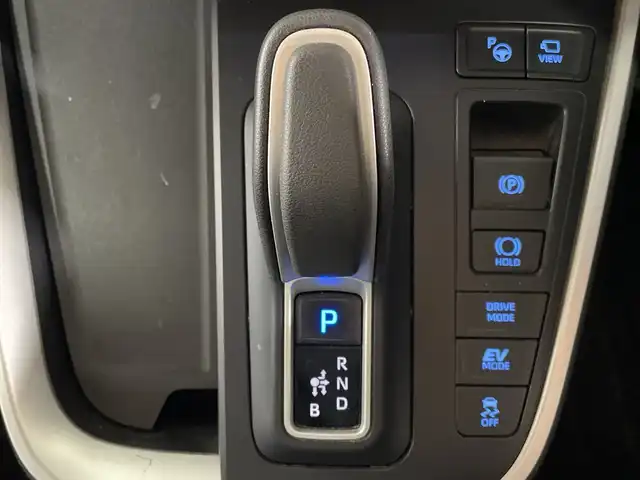 トヨタ ノア ハイブリッド S－Z 福岡県 2022(令4)年 6.6万km ホワイトパールクリスタルシャイン 純正10.5インチメモリナビ/全方位モニター/モデリスタエアロ/トヨタアドバンスドパーク/フルセグテレビ/純正フリップダウンモニター/レーダークルーズコントロール/両側パワースライドドア/ETC/パワーバックドア/快適利便パッケージ high