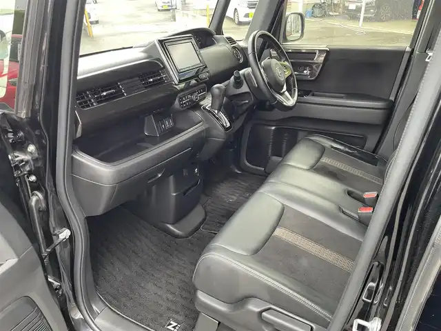 ホンダ Ｎ ＢＯＸ カスタム G L ターボ ホンダセンシング 山梨県 2018(平30)年 10.5万km クリスタルブラックパール (株)IDOMが運営する【じしゃロン甲府店】の自社ローン専用車両になります。/こちらは現金またはオートローンご利用時の価格です。自社ローンご希望の方は別途その旨お申付け下さい/ホンダセンシング/純正メモリーナビ/（DVD/CD/SD/Bluetoothオーディオ/ワンセグTV）/バックカメラ/アクティブクルーズコントロール/LEDヘッドライト/オートエアコン/スマートキー×２/ETC