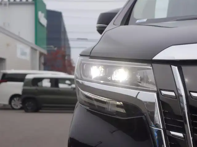 トヨタ アルファード X 山形県 2022(令4)年 7.4万km ブラック 衝突被害軽減システム/純正ディスプレイオーディオ/　【BT USB Miracast AM/FM】/バックカメラ/両側パワースライドドア/レーダークルーズコントロール/LEDオートライト/純正16インチアルミホイール/コーナーセンサー/ステアリングスイッチ/MTモード付AT/電動格納ウィンカーミラー/フォグランプ/スマートキー/ETC
