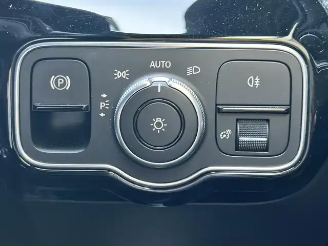 メルセデス・ベンツ Ａ２００ｄ セダン 和歌山県 2020(令2)年 4.1万km オブシディアンブラック レーダーセーフティパッケージ/純正メーカーナビ・フルセTV・Bluetooth/USB/バックカメラ/ワンオーナー/ETC2.0/オートライト/ＡＣＣ/前席パワーシート/前席シートヒーター/アイドリングストップ/取扱説明書/保証書