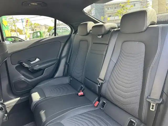 メルセデス・ベンツ Ａ２００ｄ セダン 和歌山県 2020(令2)年 4.1万km オブシディアンブラック レーダーセーフティパッケージ/純正メーカーナビ・フルセTV・Bluetooth/USB/バックカメラ/ワンオーナー/ETC2.0/オートライト/ＡＣＣ/前席パワーシート/前席シートヒーター/アイドリングストップ/取扱説明書/保証書