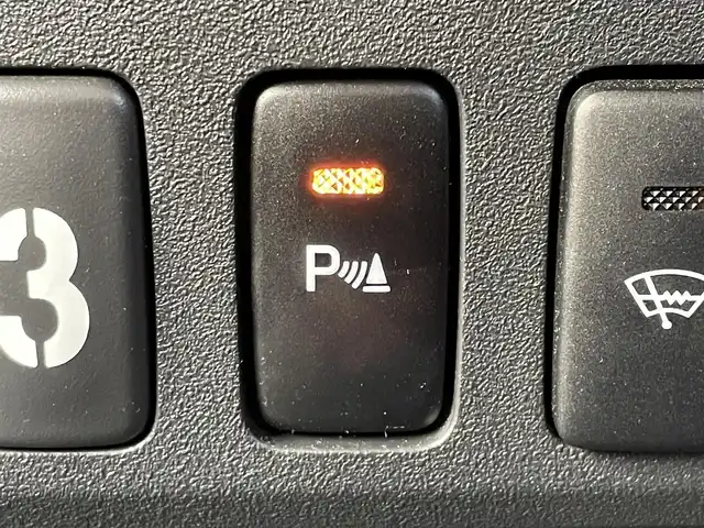 トヨタ ＦＪクルーザー 東京都 2016(平28)年 8.2万km ベージュ/ホワイト 社外ＳＤ７型ナビ＆フルセグ　/社外１７インチＡＷ　　/・ＢＦグッドリッチタイヤ　　/ＬＥＤヘッドライト　/バックカメラ　/社外３６０度ドライブレコーダー　/バックソナー　/純正エンジンスタート/社外ETC　/キーレス/Wエアバック＆ABS