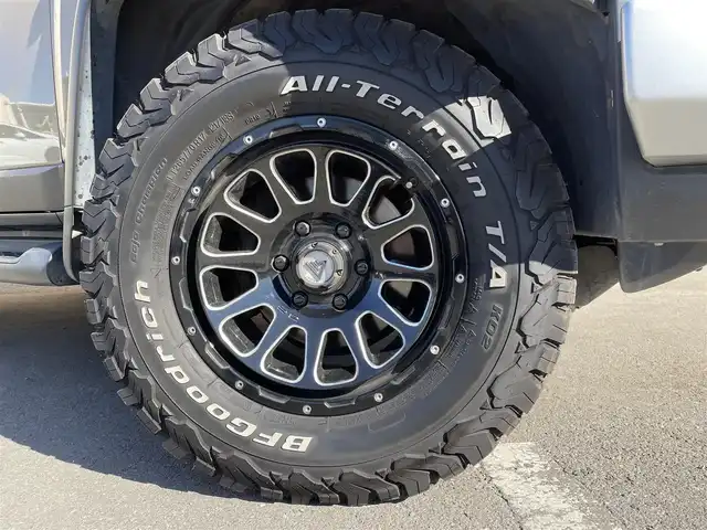 トヨタ ＦＪクルーザー 東京都 2016(平28)年 8.2万km ベージュ/ホワイト 社外ＳＤ７型ナビ＆フルセグ　/社外１７インチＡＷ　　/・ＢＦグッドリッチタイヤ　　/ＬＥＤヘッドライト　/バックカメラ　/社外３６０度ドライブレコーダー　/バックソナー　/純正エンジンスタート/社外ETC　/キーレス/Wエアバック＆ABS