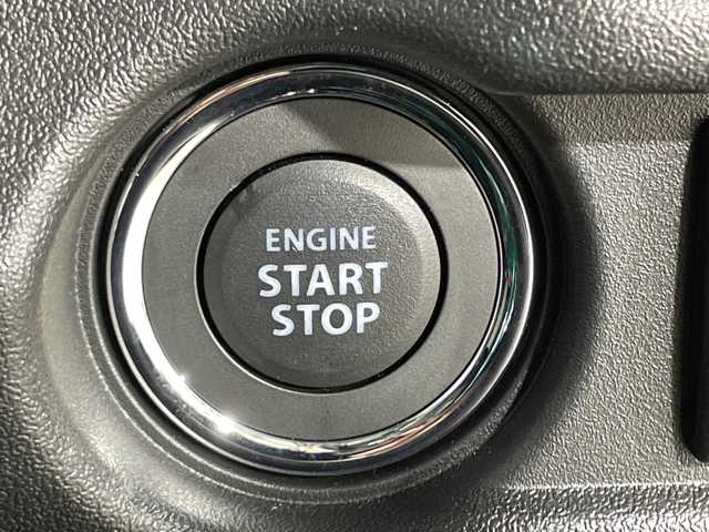 スズキ ジムニー ノマド FC 神奈川県 2025(令7)年 0.1千km 黒 登録済未使用車/スズキセーフティサポート/4WD/シートヒーター/ダウンヒルアシストコント登録済未使用車/スズキセーフティサポート/4WD/シートヒーター/ダウンヒルアシストコンロール/革巻きステアリング/ステアリングスイッチ/Autoライト/アイドリングストップ機能/コーナーセンサー/ヘッドライトレベライザー/ヘッドライトウォッシャー/LEDヘッドライト/フォグランプ/電動格納ミラー/ウィンカーミラー/背面タイヤ/純正15インチアルミホイール