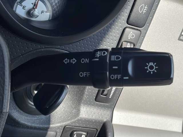 トヨタ ＦＪクルーザー 鹿児島県 2015(平27)年 7.3万km パール ETC/TVフルセグ/Bluetooth接続/バックカメラ/CD再生可能/USB入力端子/パワーウィンドウ/パワーステアリング/横滑り防止装置/盗難防止装置/リモコンキー/スペアキー