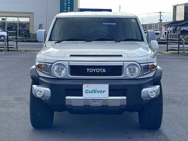 トヨタ ＦＪクルーザー 鹿児島県 2015(平27)年 7.3万km パール ETC/TVフルセグ/Bluetooth接続/バックカメラ/CD再生可能/USB入力端子/パワーウィンドウ/パワーステアリング/横滑り防止装置/盗難防止装置/リモコンキー/スペアキー