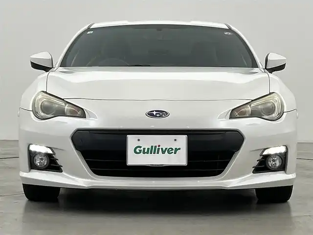 スバル ＢＲＺ S 福岡県 2012(平24)年 9.6万km 白 社外ナビ（ＢＴ，フルセグＴＶ）　/バックカメラ　/ＥＴＣ　/横滑り防止　/シートヒーター　/電動格納式ドアミラー　/プッシュスタート　/ハーフレザーシート　/社外マフラー　/純正１７インチアルミホイール　/盗難防止装置