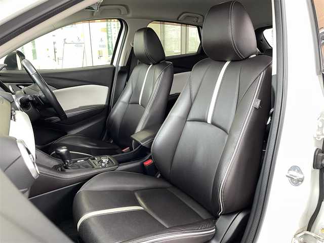 マツダ ＣＸ－３ 20S エクスクルーシブモッズ 大阪府 2018(平30)年 9.7万km スノーフレイクホワイトパールマイカ ワンオーナー/衝突軽減ブレーキ/レーダークルーズコントロール/車線逸脱警報/レザーシート/シートヒーター/ステアリングヒーター/ヘッドアップディスプレイ/バックカメラ/スマートキー/プッシュスタート/ETC/純正LEDヘッドライト/純正LEDフォグ