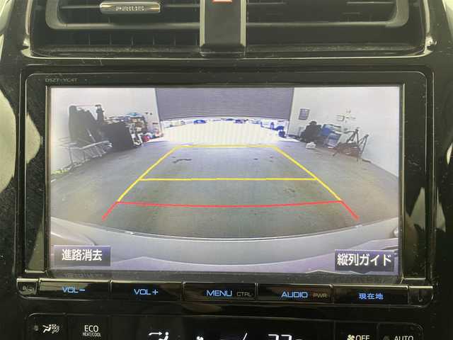 トヨタ プリウス A ツーリングセレクション 岩手県 2016(平28)年 6.7万km ホワイトパールクリスタルシャイン 4WD/モデリスタエアロ(フロント、バック、サイド)/9インチ純正ナビ(AM/FM/BT/CD)/フルセグTV/バックカメラ/レーダークルーズコントロール/レーンキープアシスト/衝突軽減ブレーキ/ヘッドアップディスプレイ/ブラインドスポットモニター/横滑り防止装置/前後コーナーセンサー/ビルトインETC/レザーシート/オートマチックハイビーム/オートライト/LEDヘッドライト/純正AW/純正フロアマット