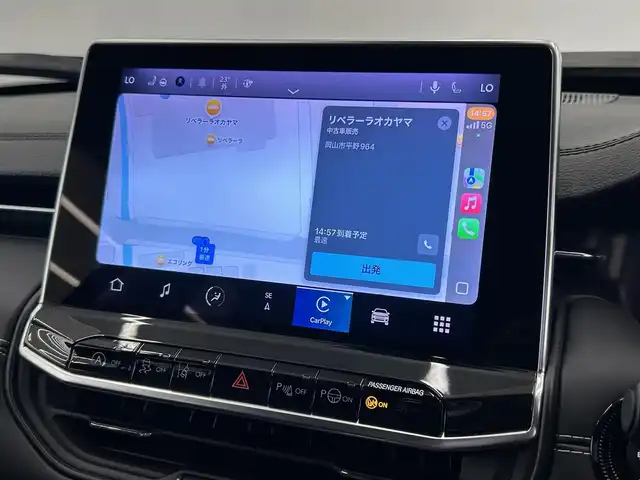 クライスラー・ジープ ジープ コマンダー 岡山県 2023(令5)年 0.4万km ブリリアントブラッククリスタル ＢＴ　/ＵＳＢ　/ＡＣＰ　/ＡＡ　/全周囲カメラ　/Ｐアシスト　/ＡＣＣ　/ＬＫＡ　/ＢＳＭ　/ステアリングＨ　/ＬＥＤ　/Ａライト　/ＡＨＢ　/ＰＴＧ　/ＥＴＣ　/黒革シート　/デジタルメーター　/プッシュスタート　/スマートキー